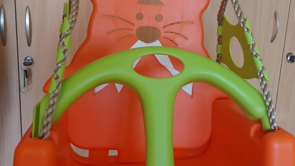 Leagăne pentru copii, retrase de pe piață: „Există risc de prindere a capului sau a gâtului”