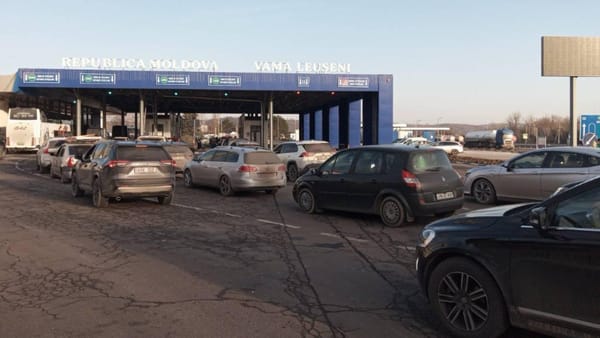 Trafic intens la punctele de trecere a frontierei Costești și Leușeni, pe sensul de ieșire din țară
