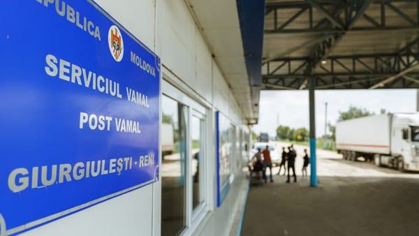 Punctul Reni-Giurgiulești și-a sistat aseară activitatea pentru câteva ore, iar angajații au fost evacuați