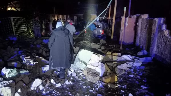 Ucraina a fost atacată cu peste 260 de drone și trei rachete Iskander. Mai mulți oameni au fost răniți