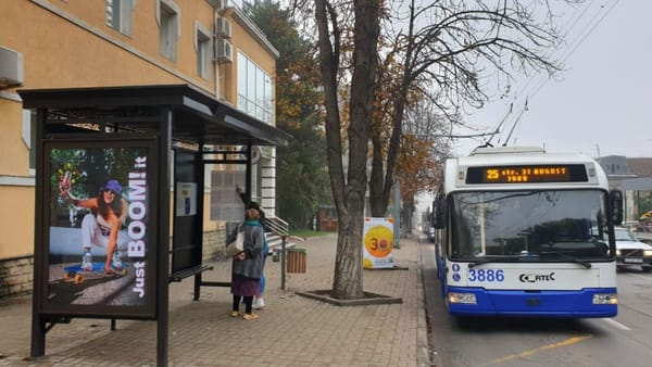 În atenția locuitorilor și oaspeților capitalei! Mai multe stații de așteptare au fost redenumite