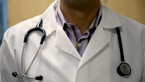 Incident revoltător. Un medic de pe ambulanță a fost atacat de un pacient de 50 de ani