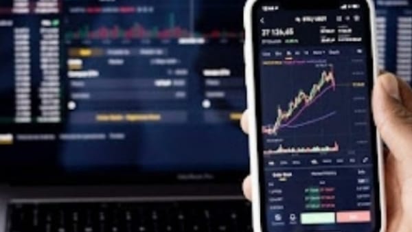 Escrocheria cu criptomonede a mai făcut o victimă. Au loc percheziții în Chișinău, Edineț și Ungheni