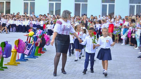 Începe înscrierea copiilor în clasa întâi. Lista actelor necesare