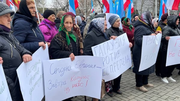 „Găgăuzia împotriva fărădelegii”. Protest la Comrat împotriva reținerii Evgheniei Guțul