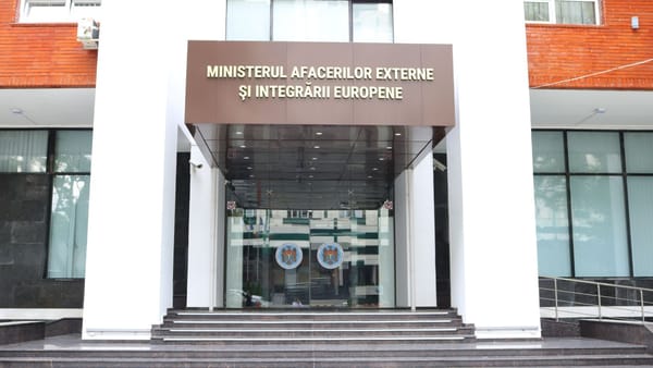 Doi ambasadori ai R. Moldova au fost rechemați din funcție