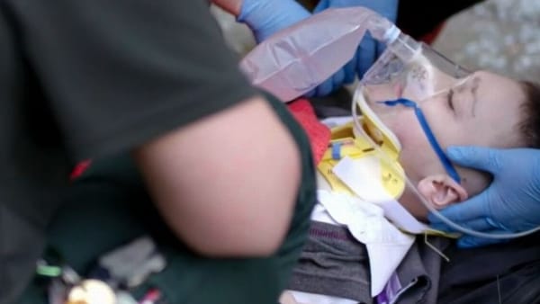 Trei copii și bunica lor au ajuns de urgență la spital, după ce s-au intoxicat cu monoxid de carbon
