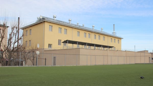 Percheziții în capitală și la penitenciarul din Leova, într-un dosar ce vizează o organizație criminală