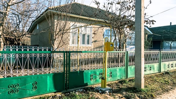Peste 800 de consumatori, deconectați de la rețeaua de gaze naturale. Aveau datorii de peste 4 milioane de lei
