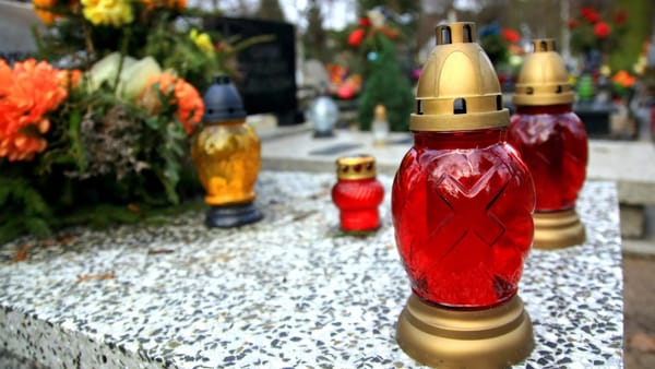 Pompierii îndeamnă cetățenii să respecte măsurile de prevenire a incendiilor de Paștele Blajinilor