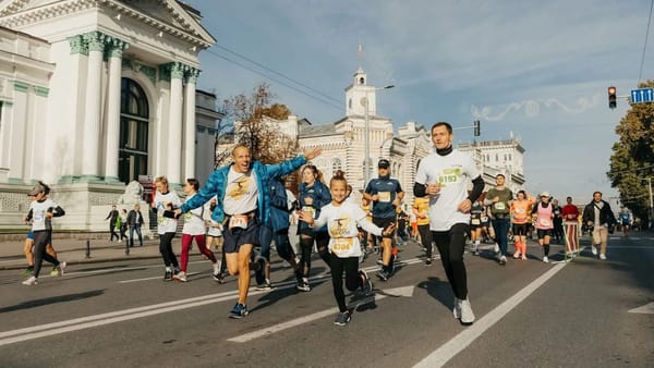 În acest weekend, traficul rutier în centrul capitalei va fi suspendat. Se vor desfășura curse de alergare