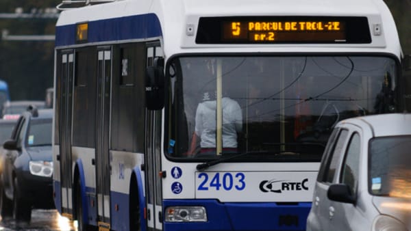 Restricții de trafic în Chișinău în următoarele zile, din cauza unor lucrări. Străzile vizate