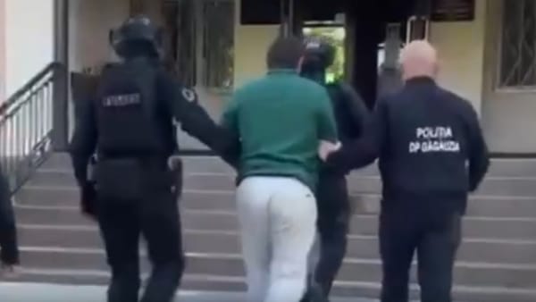 Trei bărbați din Găgăuzia, reținuți pentru răpirea unei persoane. Riscă până la 13 ani de închisoare
