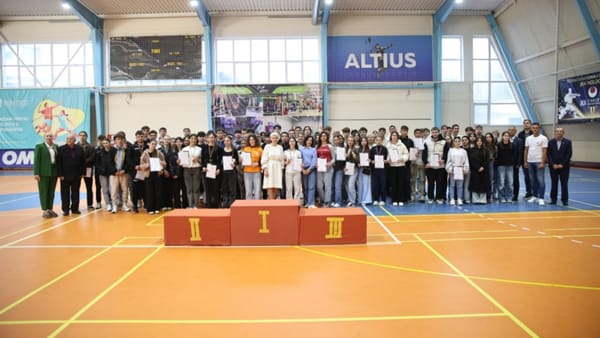 Patruzeci de elevi din țară au fost premiați la Olimpiada Republicană la Educația Fizică