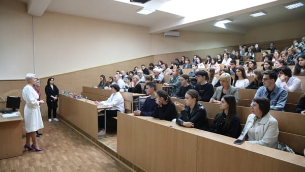 Olimpiada Republicană la Limba și literatura rusă: Au fost premiați 40 de elevi