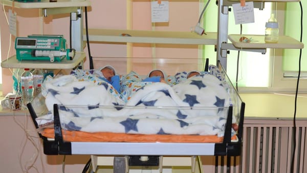 În R. Moldova se nasc tot mai puțini copii - Statistica pentru 2024