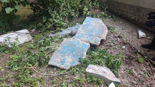 Balcon prăbușit la un cămin al UTM. Administrația instituției anunță că situația este în totalitate sub control