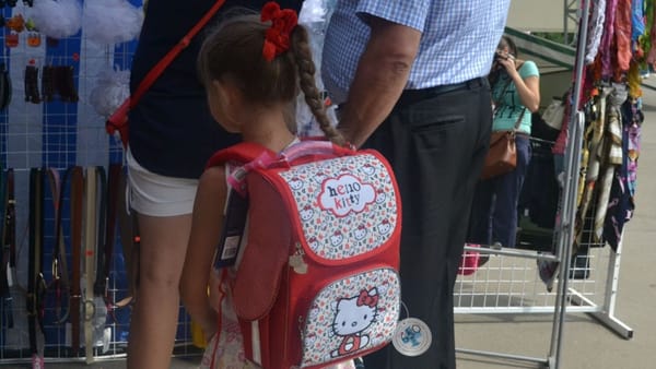 A început a doua etapă a înscrierii copiilor în clasa întâi