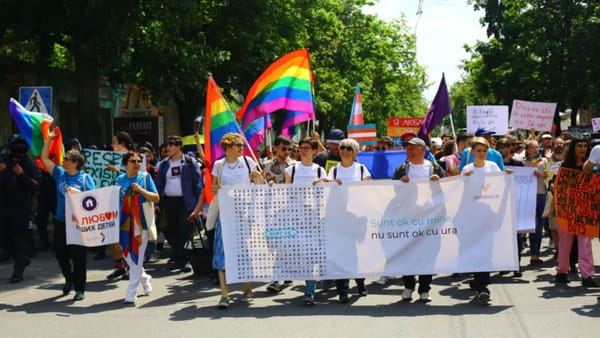 Consilierii din CMC care au votat interzicerea marșului Pride ar putea fi trași la răspundere