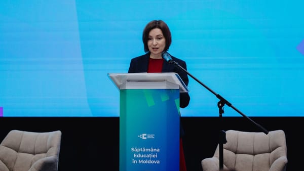 Până în 2030, autoritățile își propun ca salariul mediu în învățământ să ajungă la media pe economie