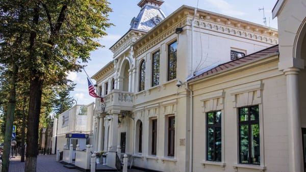 Ambasada SUA la Chișinău trece la un nou sistem de programare a interviurilor pentru vize