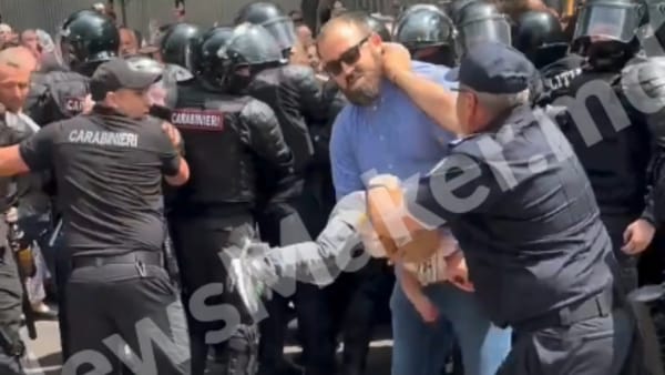 Micuț pus în pericol la marșul ortodox din 15 iunie. Avocatul Copilului cere investigarea cazului