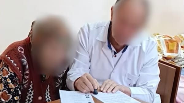 Medicul care a votat în locul bătrânilor de la un azil din Comrat, condamnat la închisoare cu suspendare