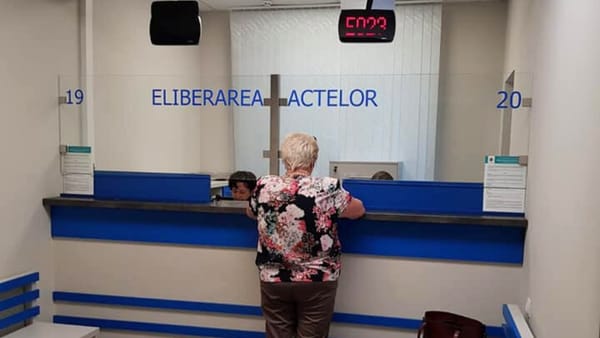 Aproape 100.000 de moldoveni și-au perfectat gratuit noua carte de identitate