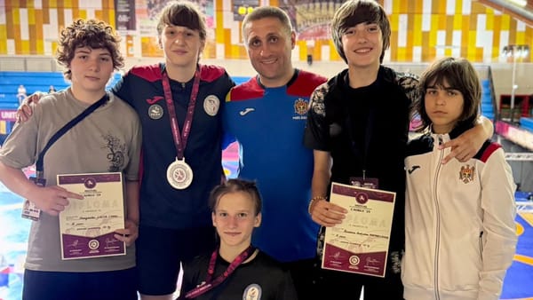 Sportivele din R. Moldova au cucerit două medalii la Campionatele Europene de Lupte U-15