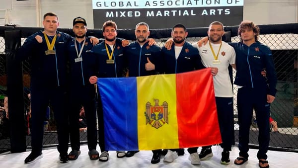 Campionatul Mondial de arte marțiale mixte: Sportivii moldoveni aduc acasă medalii de aur și argint