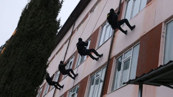 Mascații de la „Fulger” - din nou în acțiune. Azi vor desfășura exerciții tactice în raionul Ungheni