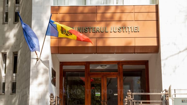 Ministerul Justiției: Realegerea lui Nicanor Ciochină în funcția de primar este un caz îngrijorător
