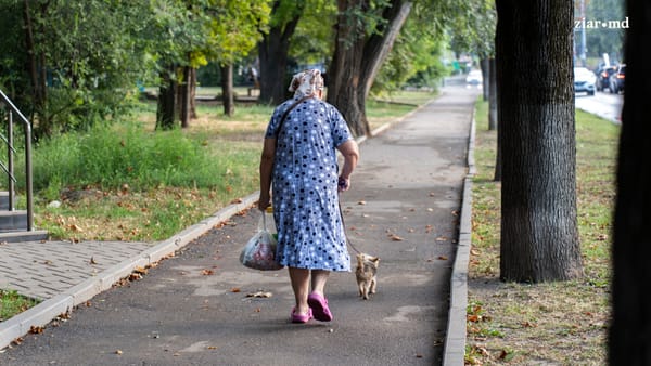Din 1 iulie, vârsta de pensionare pentru femei crește cu șase luni