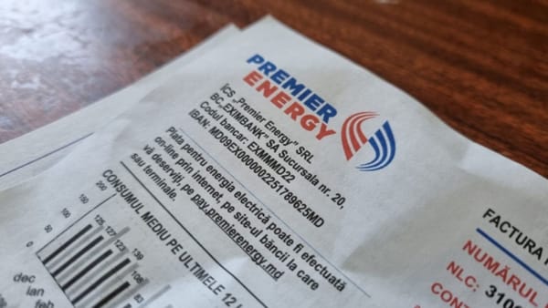 Energie electrică mai ieftină din august? ANRE propune tarife mai mici decât cele solicitate de furnizori