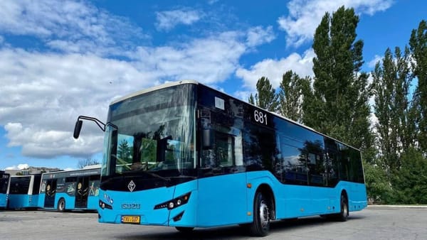 Trafic suspendat pe o stradă din Bubuieci. Autobuzul 21 își schimbă itinerarul