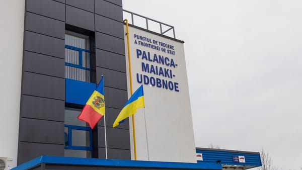Moldovean prins cu explozibil la frontiera cu Ucraina. Oamenii legii au inițiat o cauză penală