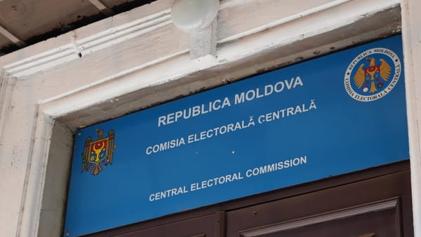 LOC și AUR, înregistrate în cursa electorală pentru alegerile parlamentare. Partidul Renaștere a fost respins