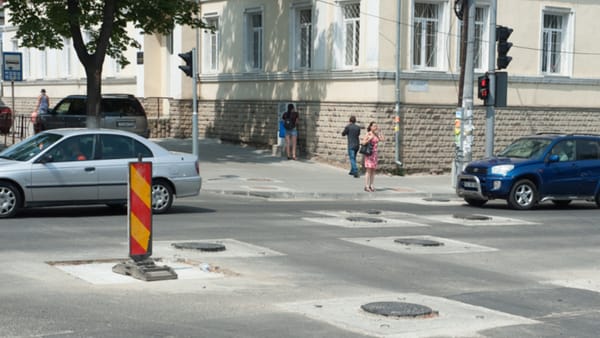 Trafic parțial suspendat pe o stradă din capitală. Măsura este aplicată până pe 4 septembrie