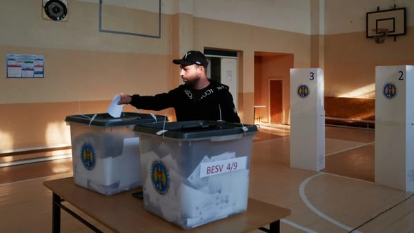 Start campaniei pentru alegerile parlamentare din 28 septembrie. Ce au voie să facă concurenții electorali