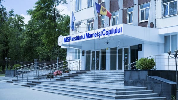 Doi dintre copiii implicați în accidentul de la Burlăceni sunt în continuare internați la terapie intensivă
