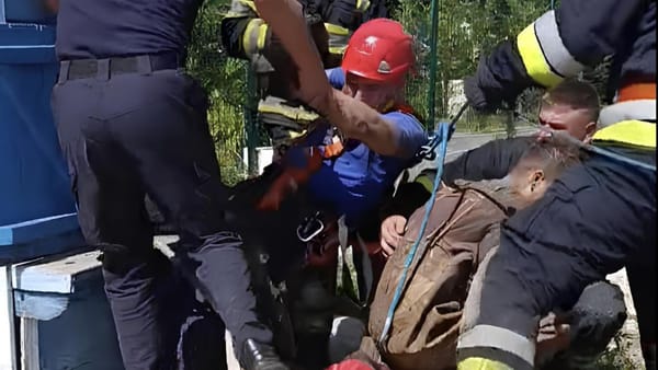 La un pas de tragedie. Un bărbat din Orhei a căzut într-o fântână în timp ce o curăța
