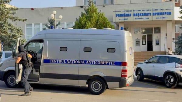 CNA și procurorii desfășoară acțiuni de urmărire penală în Chișinău și în sudul țării: Patru persoane au fost reținute