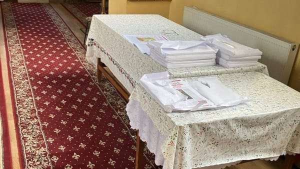 Mai multe ziare cu mesaje denigratoare la adresa instituțiilor statului, depistate într-o biserică din Hîncești