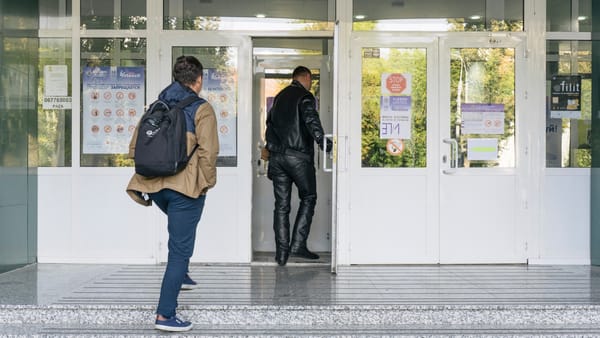 Alegeri parlamentare 2025. Promo-LEX a fixat zeci de incidente în prima oră de la deschiderea secțiilor de vot