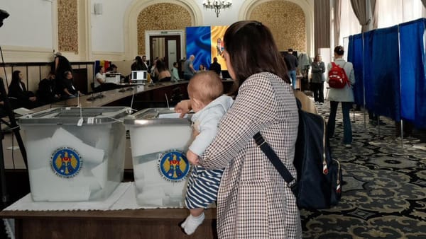 Procesul de votare, date actualizate: Până la 19:00 au fost fixate 217 de cazuri de încălcări sau incidente