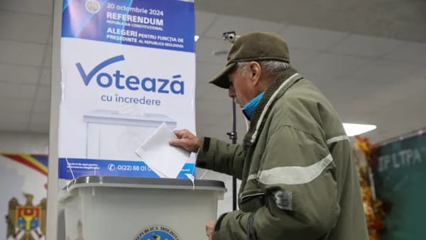 Cinci persoane, trimise în judecată după ce ar fi încercat să fraudeze referendumul din 2024