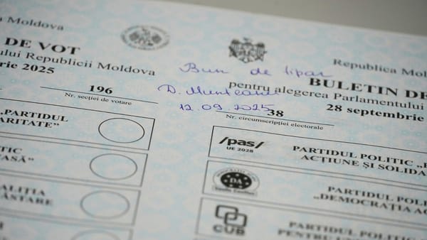 Alegeri parlamentare: A început tipărirea celor 864.300 de buletine de vot, destinate moldovenilor din diasporă