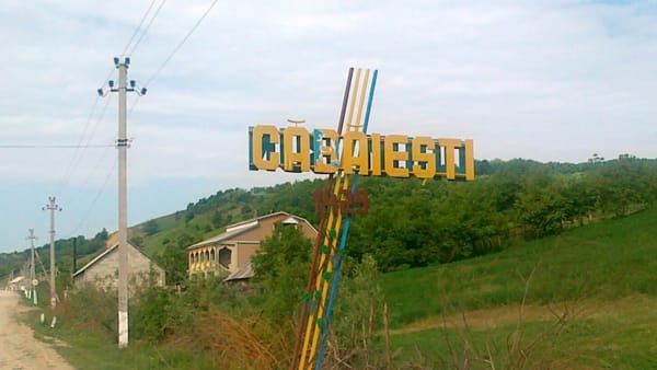 Un tânăr din raionul Călărași a decedat după ce a intrat cu motocicleta într-un gard
