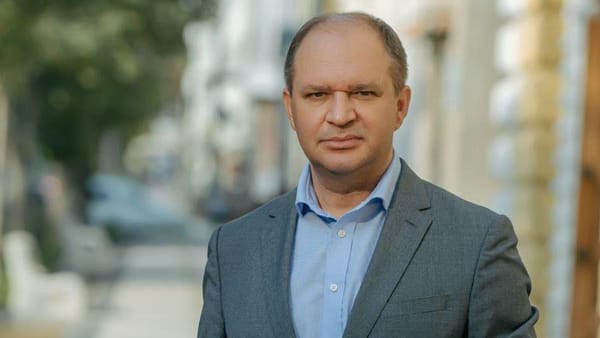 Ion Ceban renunță la mandatul de deputat și rămâne primar al capitalei