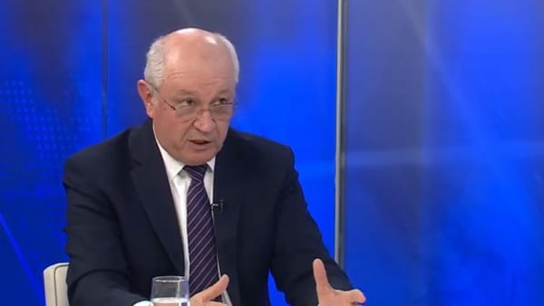 Alexandru Munteanu a fost desemnat oficial pentru funcția de prim-ministru al R. Moldova. Decret semnat de Maia Sandu